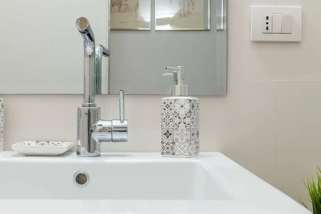 Mirti Boutique Apartment Heart Cagliari 0*,  Italien